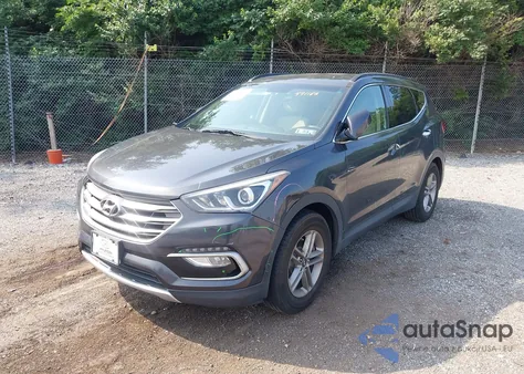 2017 Hyundai Santa Fe Sport 2.4L z USA, uszkodzony, nr VIN 5XYZUDLB1HG491183
